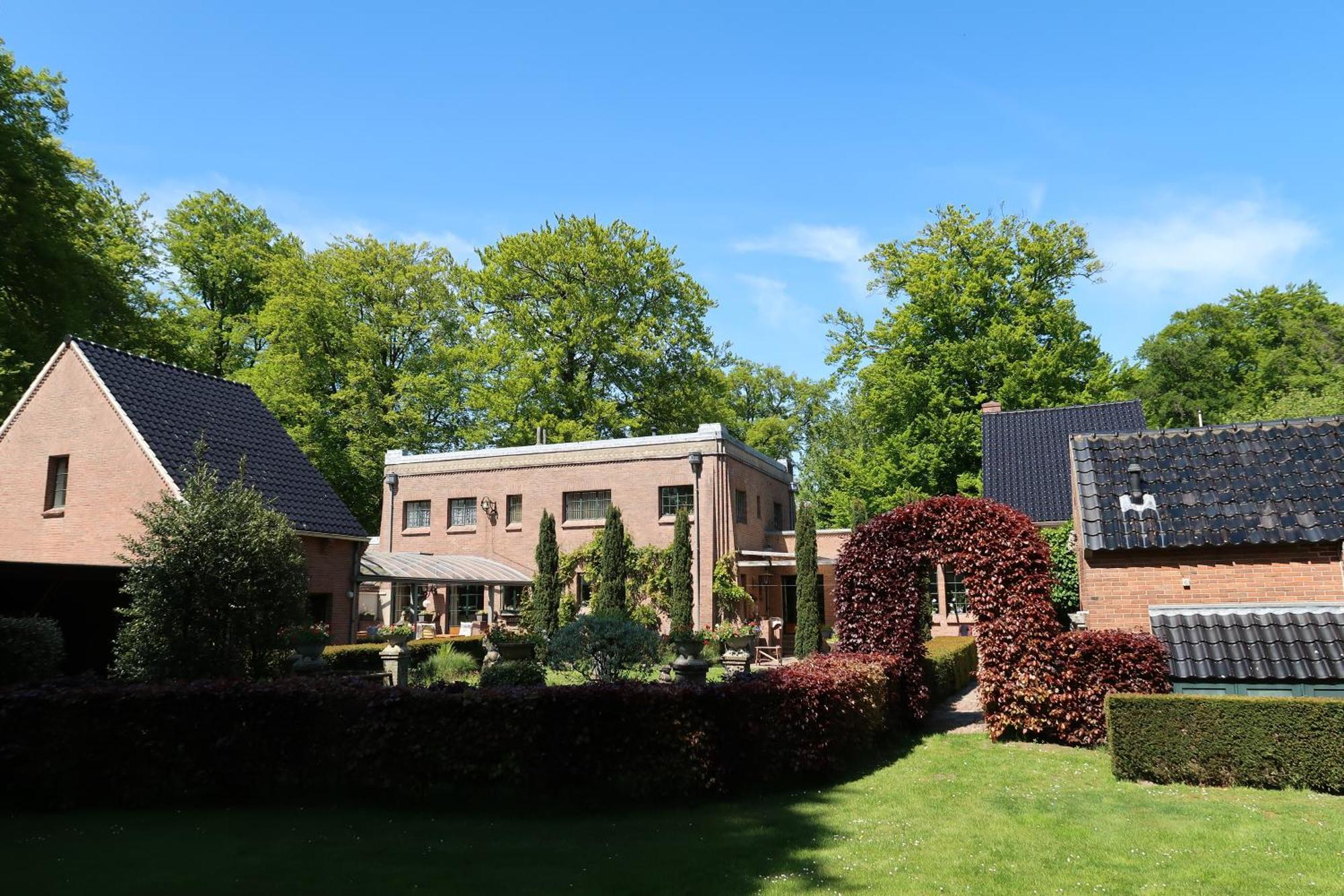 Londons Cottage هيلْفِرسوم المظهر الخارجي الصورة