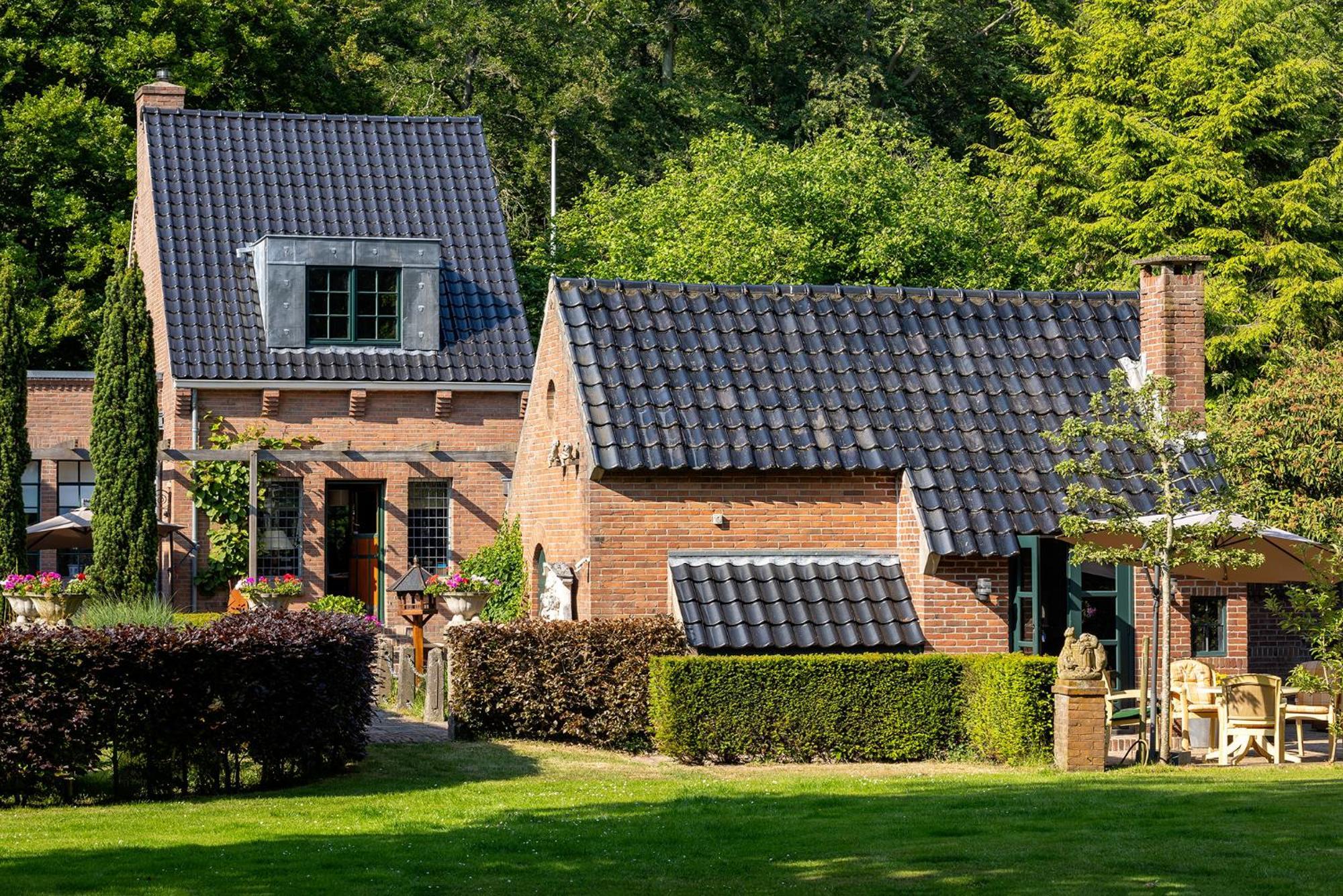 Londons Cottage هيلْفِرسوم المظهر الخارجي الصورة